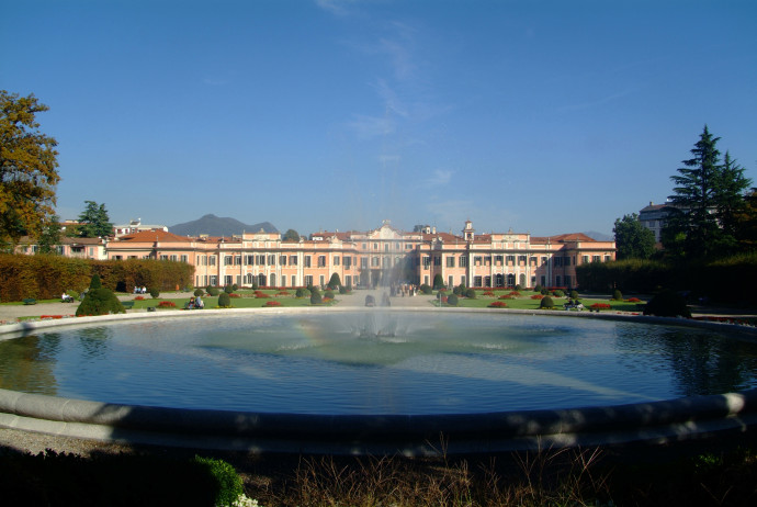 Varese: Circular tour of the garden city