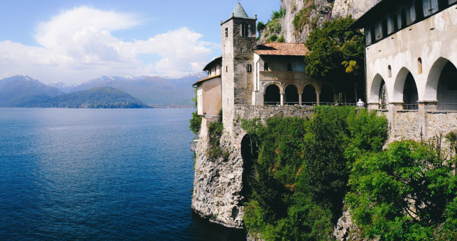 La sponda magra del Lago Maggiore La sponda magra del Lago Maggiore