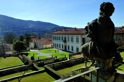 Da Santa Maria del Monte a Casalzuigno