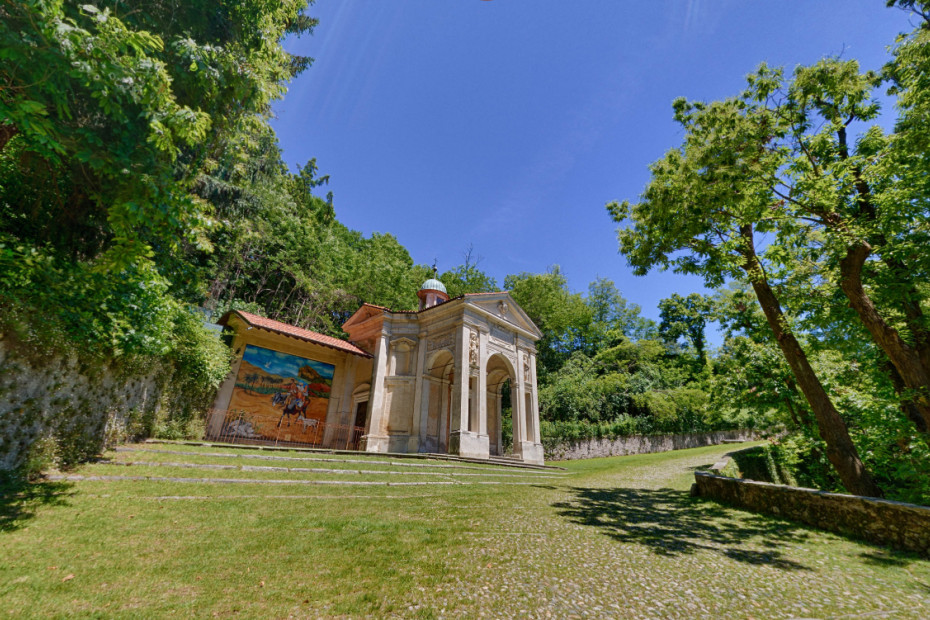 Una delle 14 cappelle lungo la via Sacra (Ph: Insubriparks)