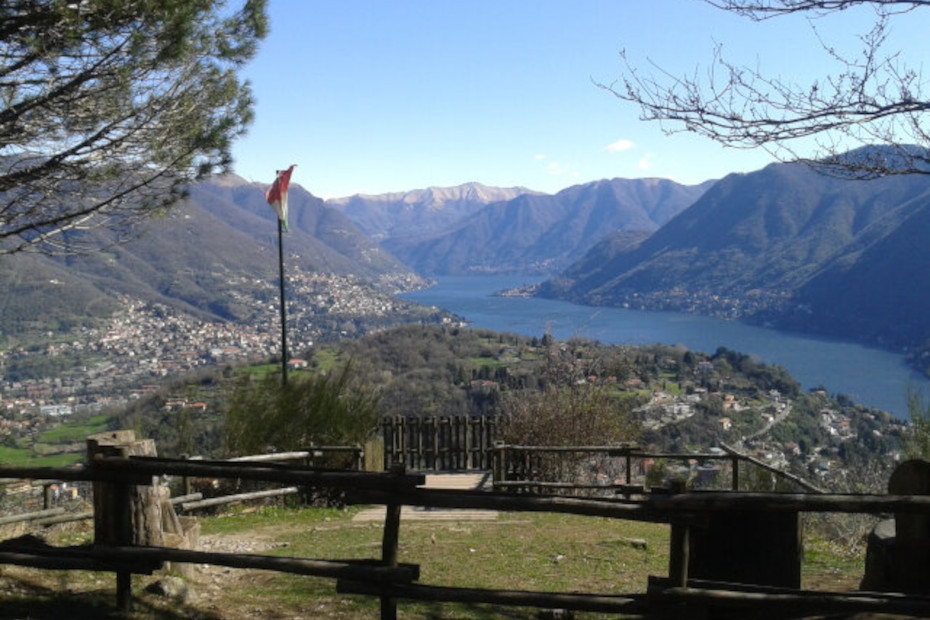 Il panorama che si gode dal Pin Umbrela, punto più alto del parco Spina Verde