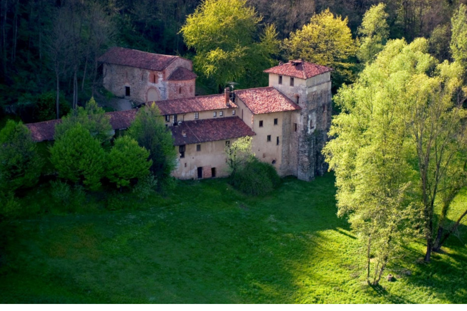 Veduta agreste del monastero, patrimonio Unesco (Ph: Insubriparks)