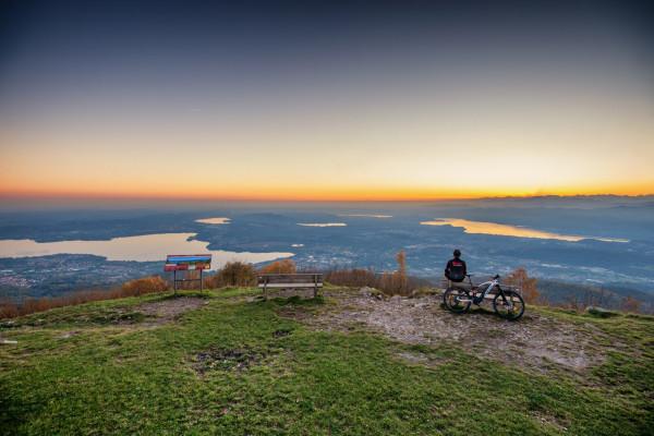 Cicloturismo a Varese - belvedere Parco Campo dei Fiori 