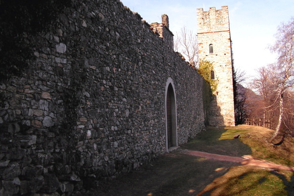 Rocca di Orino